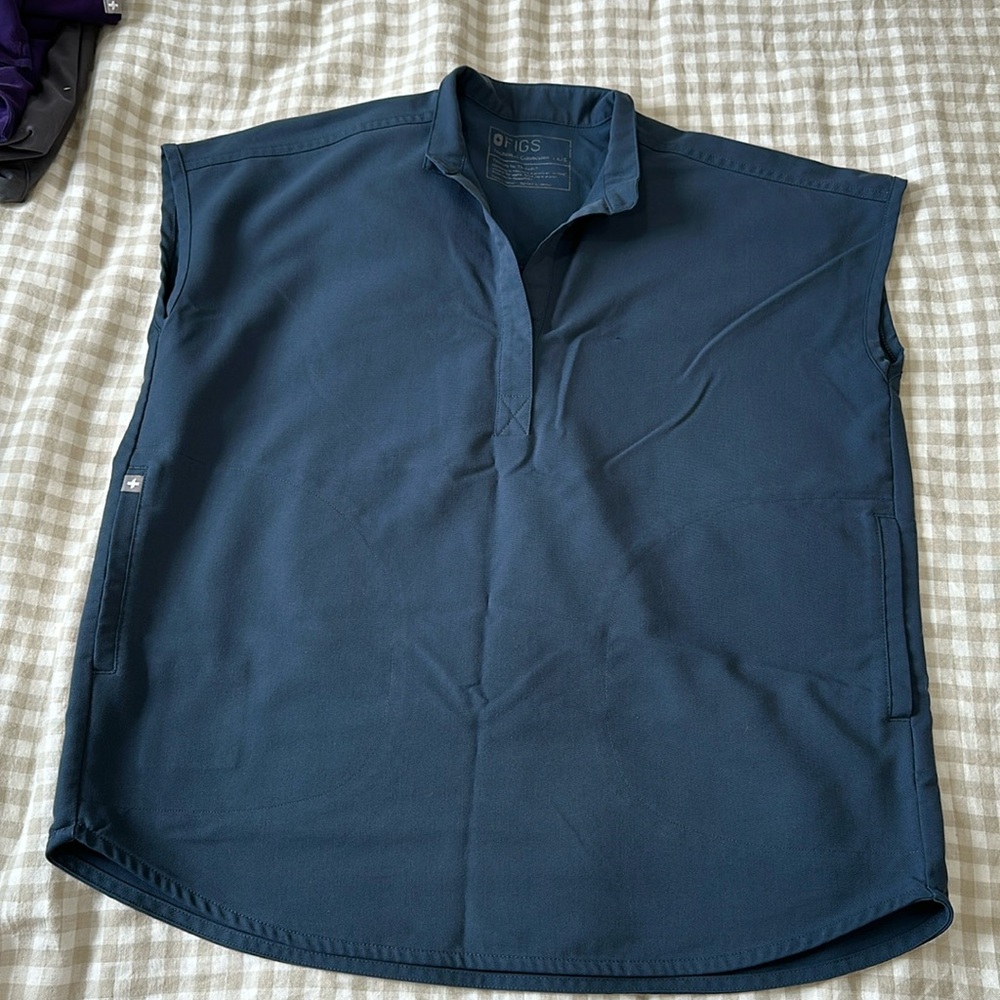 Rafaela Scrub Top